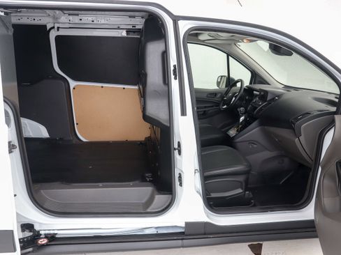 Used 2023 Ford Transit Connect XL image 12