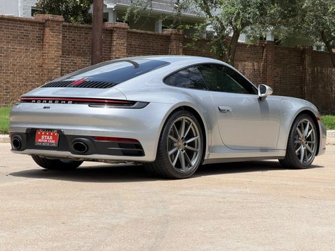 Used 2024 Porsche 911 Carrera 4 AWD/4WD image 13