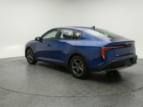 Used 2025 Kia K4 FWD image 5