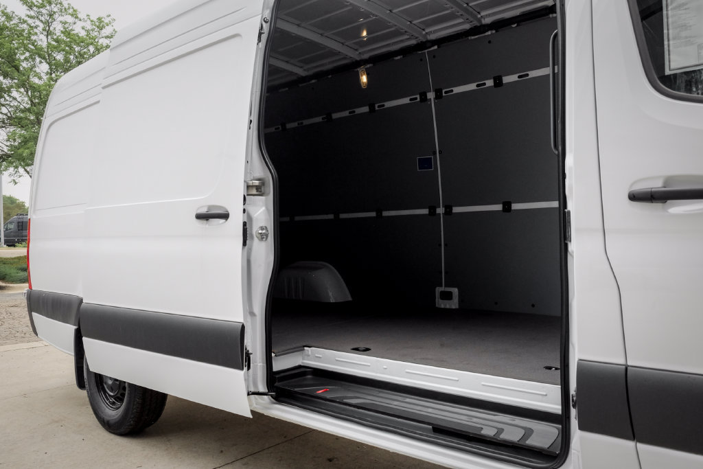 Used 2026 Mercedes-Benz Sprinter 2500 image 10