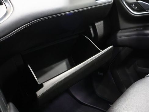 Used 2022 Chevrolet Suburban Z71 w/ Z71 Off-Road Package image 34