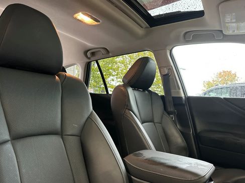 Used 2022 Subaru Outback Limited XT image 18