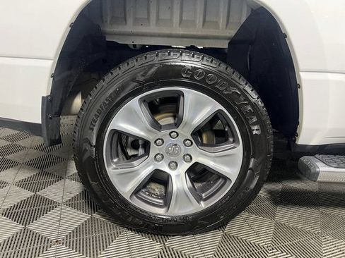 Used 2023 RAM 1500 Laramie AWD/4WD image 9