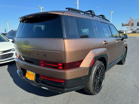 Used 2025 Hyundai Santa Fe Calligraphy image 3