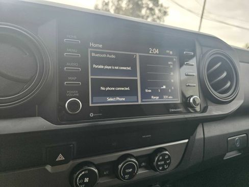 Used 2022 Toyota Tacoma SR image 26