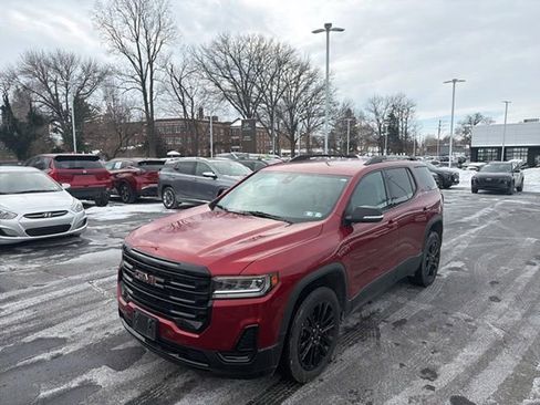 Used 2022 GMC Acadia SLE w/ Driver Convenience Package image 2