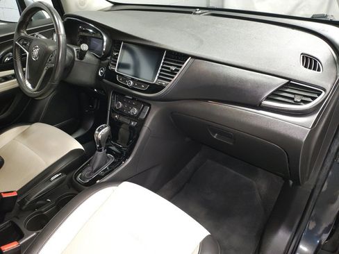 Used 2018 Buick Encore Preferred image 8