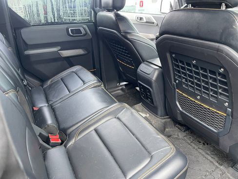 Used 2022 Ford Bronco Badlands image 12