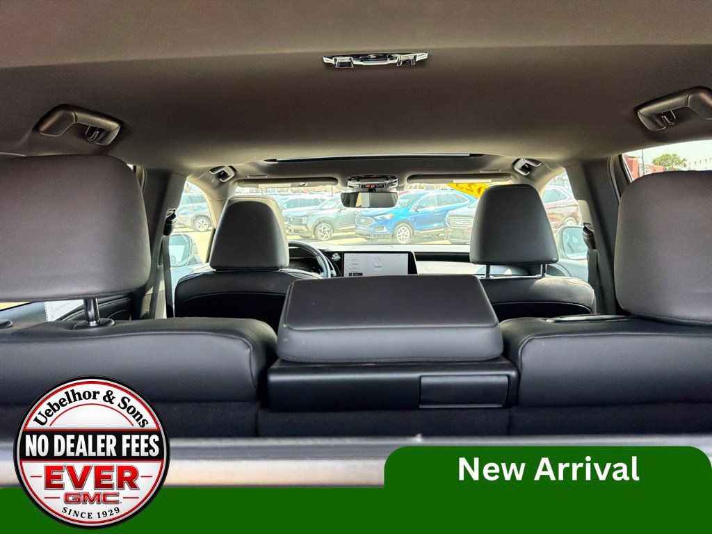 Used 2023 Lexus RX 350 Premium Plus w/ Cold Area Package AWD/4WD image 11