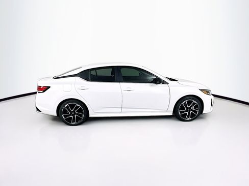 Used 2024 Nissan Sentra SR image 10