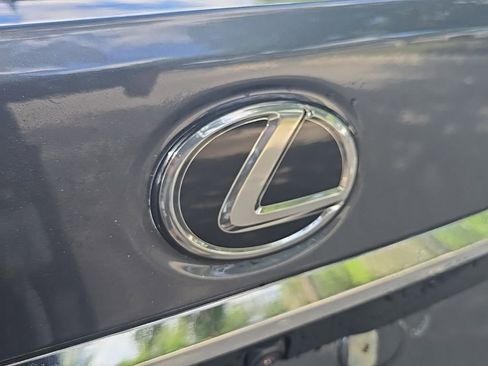 Used 2023 Lexus ES 350 w/ Accessory Package (Z2) image 12