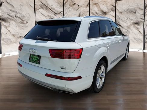 Used 2018 Audi Q7 3.0T Premium Plus w/ Premium Plus Package AWD/4WD image 5
