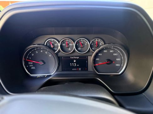 Used 2021 Chevrolet Suburban LS image 28