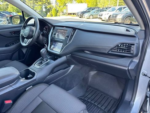 Used 2024 Subaru Outback AWD/4WD image 9