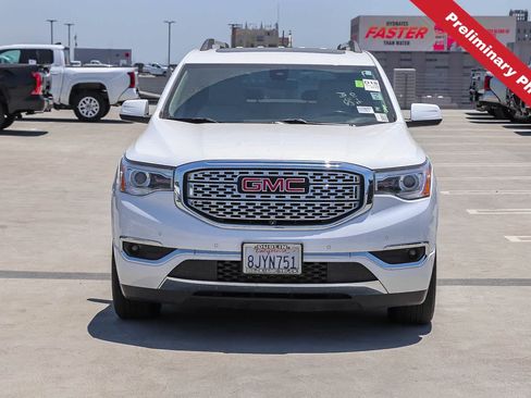 Used 2019 GMC Acadia Denali w/ Technology Package AWD/4WD image 2