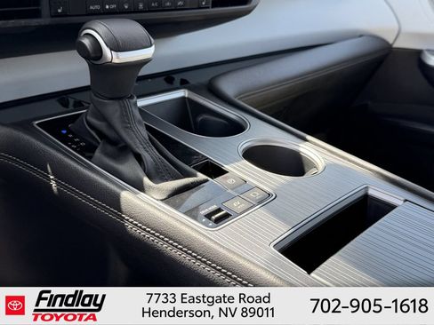 Certified 2026 Toyota Sienna XLE FWD image 28