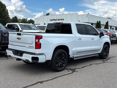 Certified 2026 Chevrolet Silverado 1500 High Country AWD/4WD image 2