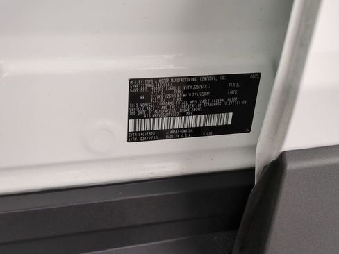 Used 2025 Toyota RAV4 LE image 38