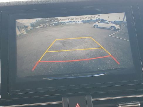 Used 2020 Kia Niro Touring image 18