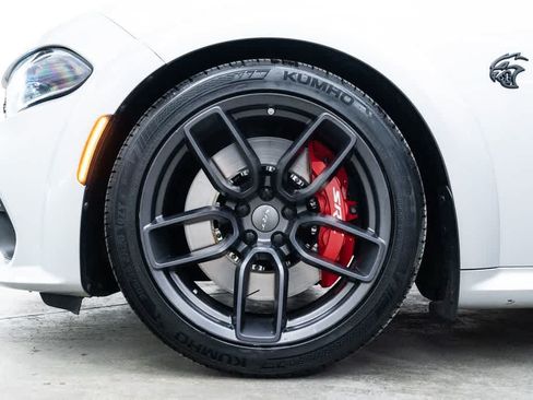 Used 2023 Dodge Charger SRT Hellcat w/ Harman/Kardon Audio Group RWD image 7