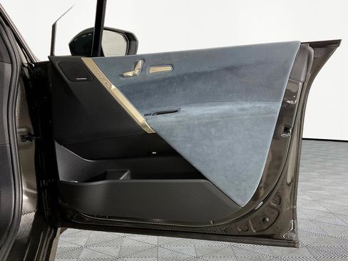 Certified 2022 BMW iX xDrive50 w/ Premium Package image 24