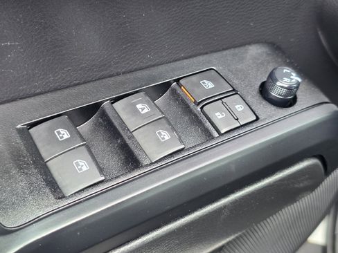 Used 2023 Toyota Tacoma SR AWD/4WD image 24
