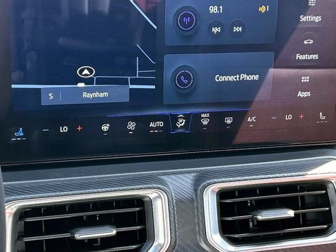 Used 2025 Ford Mustang GT Premium RWD image 28