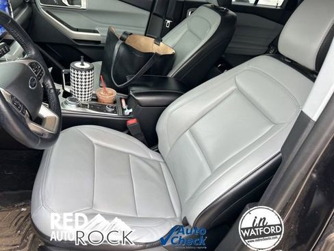 Used 2021 Ford Explorer XLT w/ Equipment Group 202A image 11