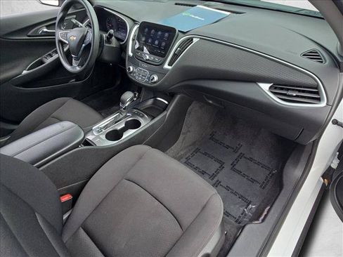 Certified 2024 Chevrolet Malibu LT FWD image 21