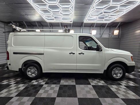 Used 2021 Nissan NV 1500 SV RWD image 9