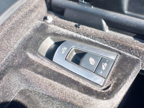 Used 2017 Mercedes-Benz S 550 Cabriolet image 31