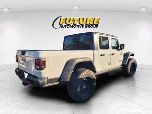 Used 2021 Jeep Gladiator Rubicon w/ Trailer Tow Package AWD/4WD image 3