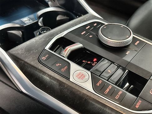 Used 2024 BMW 330i xDrive 330i xDrive Convenience w/ Convenience Package image 23