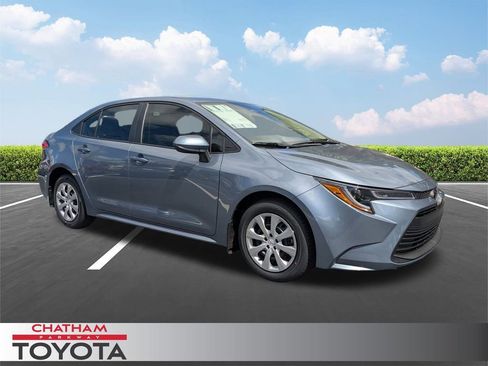 New 2026 Toyota Corolla LE image 1