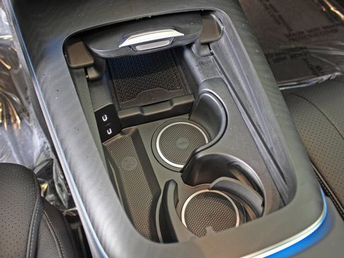 Certified 2025 Mercedes-Benz E 350 4MATIC Sedan image 25