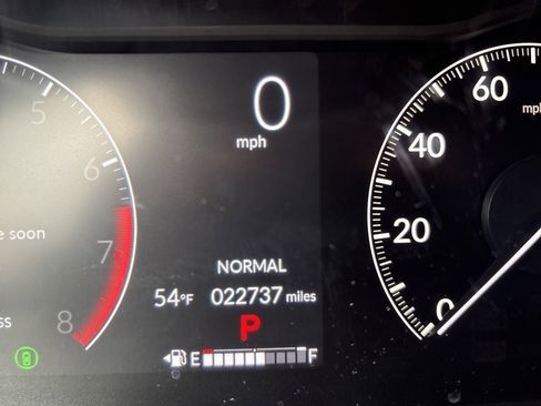 Certified 2023 Honda Pilot Touring image 15