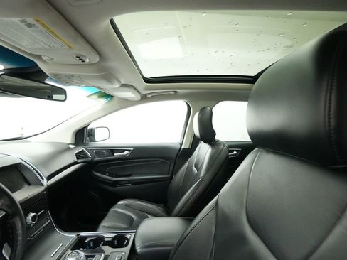 Used 2019 Ford Edge Titanium w/ Cold Weather Package AWD/4WD image 20