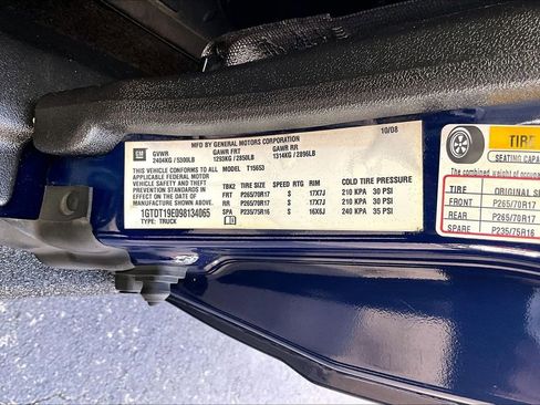 Used 2009 GMC Canyon SLE image 13