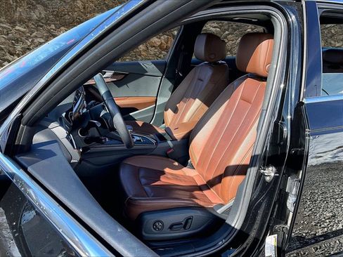 Used 2019 Audi A4 2.0T Premium w/ Convenience Package image 23