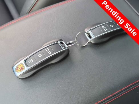 Used 2025 Porsche Cayenne GTS image 28