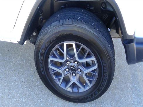 Certified 2024 Jeep Wrangler Sahara image 9