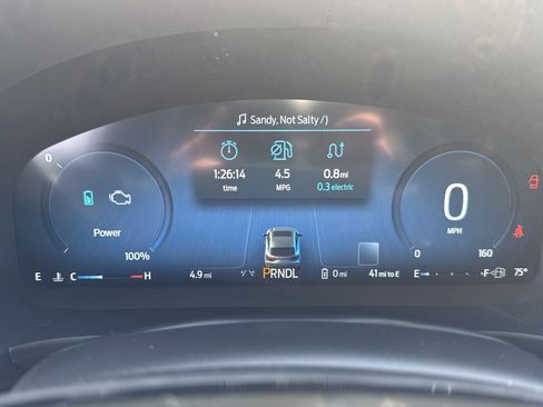 New 2025 Ford Escape PHEV w/ PHEV Premium Package image 32