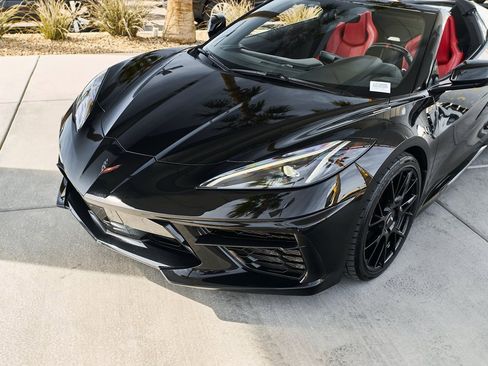 Used 2022 Chevrolet Corvette Stingray Convertible w/ 1LT image 6