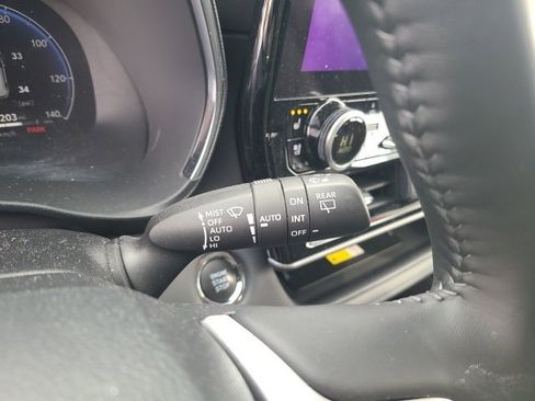 Used 2023 Toyota Highlander Platinum image 23