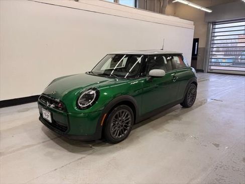 New 2026 MINI Cooper S image 1