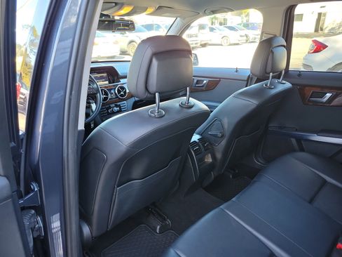 Used 2013 Mercedes-Benz GLK 350 4MATIC image 16