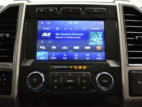 Used 2021 Ford F250 Lariat image 32