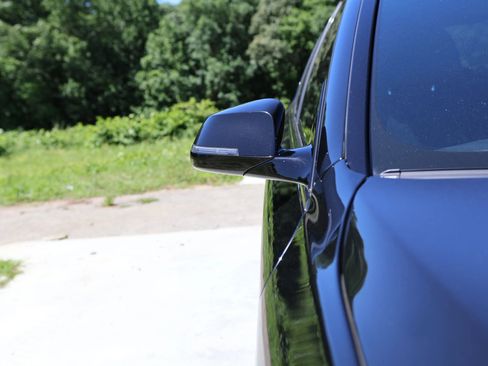 Used 2014 BMW 550i xDrive Sedan image 12