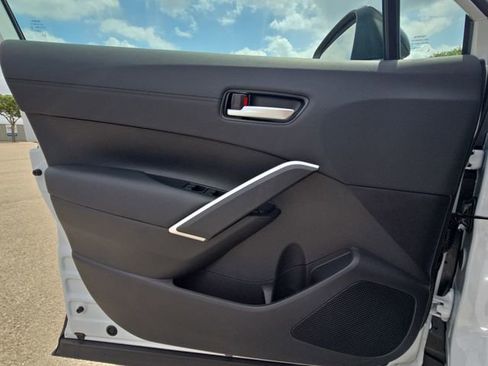 New 2026 Toyota Corolla Cross XLE image 27