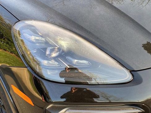 Used 2023 Porsche Cayenne GTS image 4